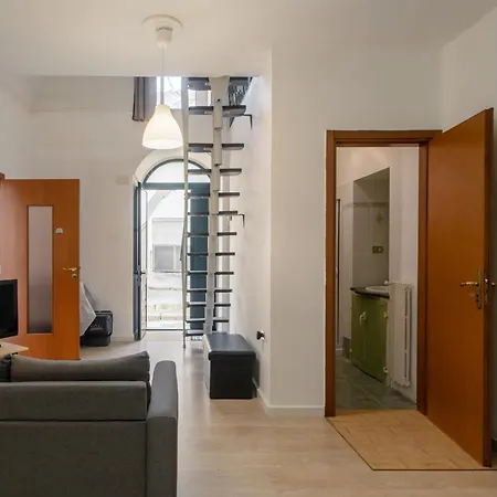 Lägenhet Maison Cesarea Chic