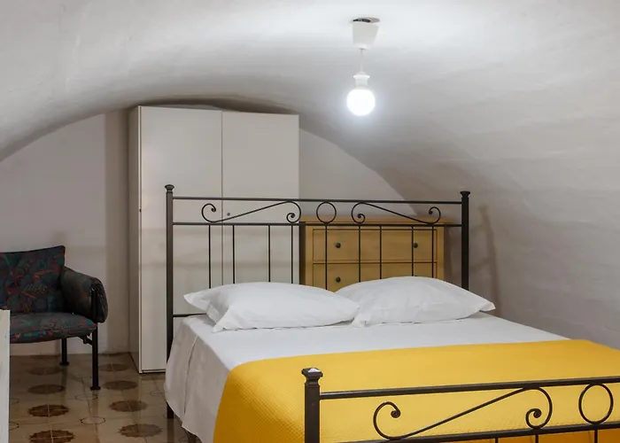 Guesthost - Maison Cesarea Chic Apartmán Matera