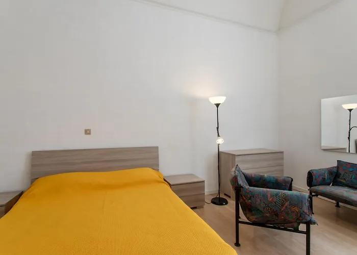 Guesthost - Maison Cesarea Chic Matera